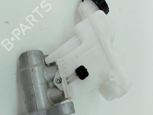 Used Brake master cylinder FIAT DOBLO Box Body/MPV (510_, 511_) BlueHDi 100 (102 hp) 28296903