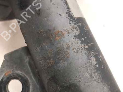 Right front shock absorber TOYOTA AURIS (_E18_) 1.4 D-4D (NDE180_, NDE180R) | BP24615633M17 