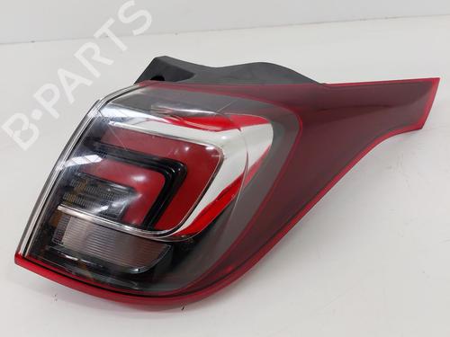 Used Right taillight OPEL CROSSLAND X / CROSSLAND (P17, P2QO) [2017-2025]  16184978