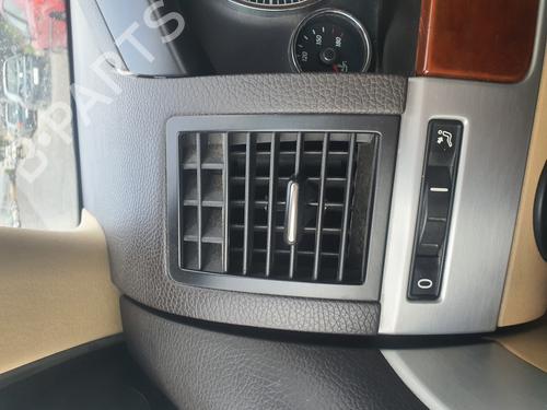Used Air vent VW TOUAREG (7LA, 7L6, 7L7) [2002-2013]  19122450