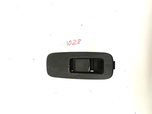 Used Right front window switch NISSAN QASHQAI I (J10, NJ10) [2006-2015]  16764964
