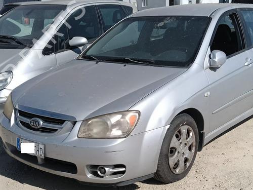 Used Parts KIA CERATO I Hatchback (LD) 1.6 CRDi 5009522