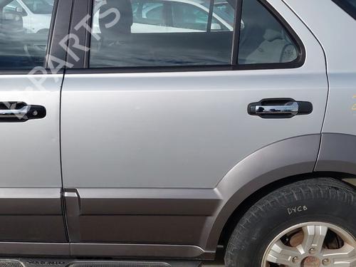 Dør venstre bak KIA SORENTO I (JC) 2.5 CRDi 4WD (140 hp) 31316961