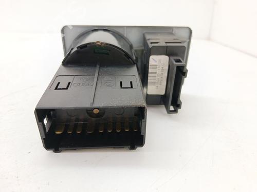 Headlight switch SKODA FABIA I (6Y2) 1.9 SDI | BP38046312I24 - Image 2