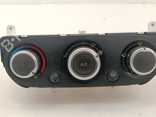 climate-control-renault-clio-iv-bh_-2012-2013-2014-2015-2016-2017-2018-2019-2020-2021-37294851 main image