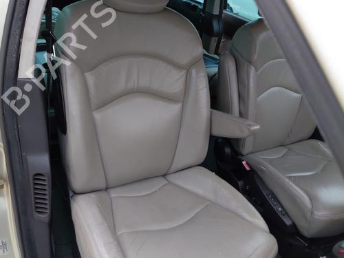 Sæde højre fortil PEUGEOT 807 (EB_) 3.0 V6 (204 hp) 33053682
