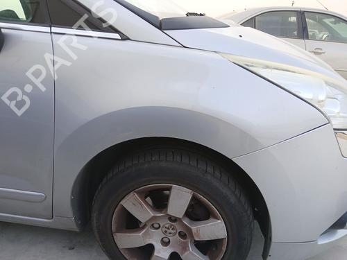 Used Right front fenders Right front fenders 37662672 37662672