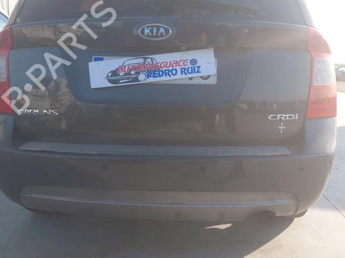 Used Rear bumper KIA CARENS III MPV (UN) 2.0 CRDi 140 (140 hp) 27624404