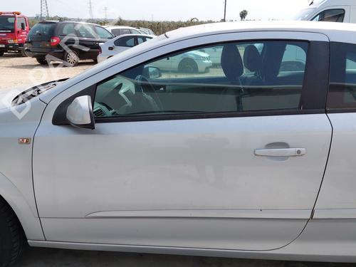 Used Left front door Left front door OPEL ASTRA H GTC (A04) 1.6 (L08) (105 hp) 33292969 33292969