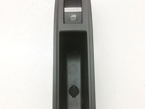 right-rear-window-switch-renault-captur-ii-hf_-2020-34223618 main image