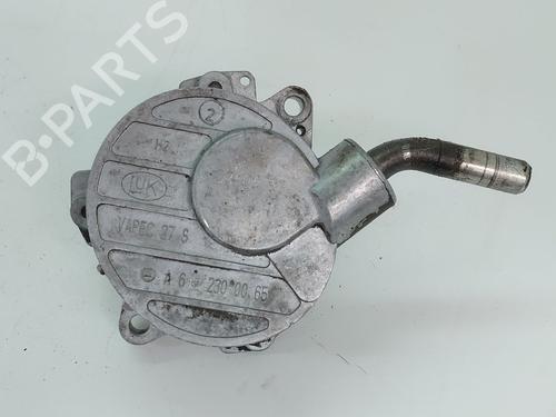 Used Vacuum pump MERCEDES-BENZ M-CLASS (W163) [1998-2005]  27612145