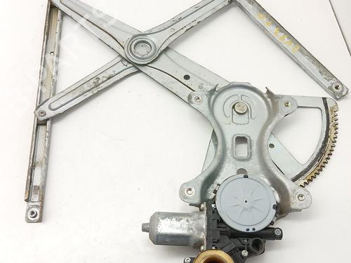 Rudehejsemekanisme Højre bagtil Rudehejsemekanisme Højre bagtil TOYOTA COROLLA Verso (ZER_, ZZE12_, R1_) 2.2 D-4D (AUR10_, AUR10R) (136 hp) 34058159 34058159