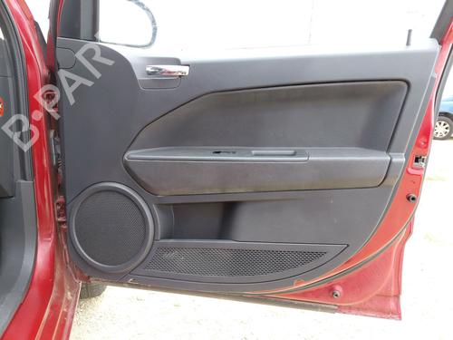 Høyre frontpanel DODGE CALIBER 2.0 CRD (140 hp) 26709134