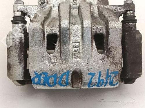 Used Right front brake caliper Right front brake caliper TOYOTA RAV 4 V (_A5_, _H5_) 2.5 Hybrid AWD (AXAH54) (178 hp) 33216496 33216496