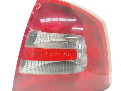 Used Right taillight Right taillight SKODA OCTAVIA II (1Z3) 1.9 TDI (105 hp) 33208379 33208379