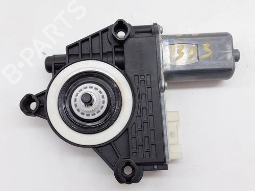 Rudehejsemotor forskærm højre BMW 1 (F40) 116 d (116 hp) 30287229