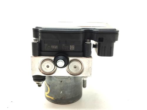 Used ABS pump JAGUAR XE (X760) [2015-2025]  17984432