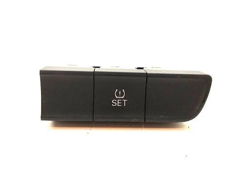Used Switch AUDI A1 (8X1, 8XK) [2010-2019]  19037739