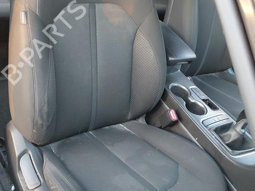 Used Right front seat KIA OPTIMA (JF) 1.7 CRDi (141 hp) 29590032