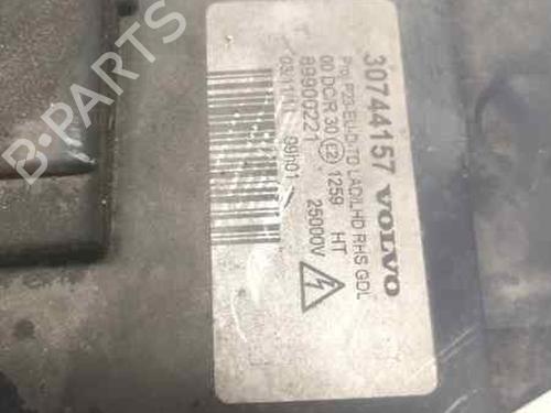 Right headlight VOLVO S80 I (184) D5 | BP22181940C29