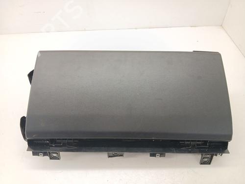 Used Glove box Glove box 39428978 39428978