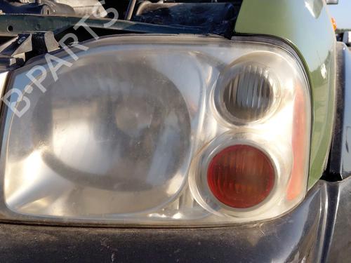 Used Left headlight NISSAN PICK UP (D22) 2.5 Di 4WD (133 hp) 30060094