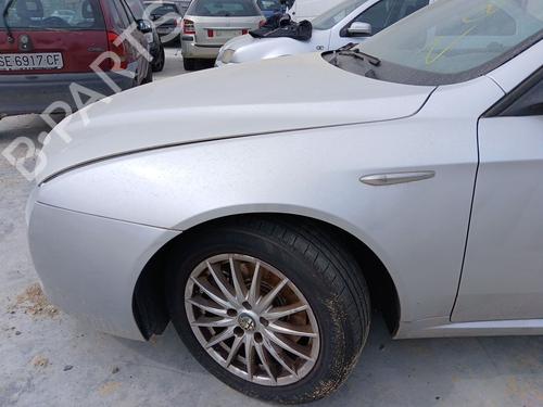 left-front-fenders-alfa-romeo-159-939_-2005-2006-2007-2008-2009-2010-2011-2012-34280063 main image