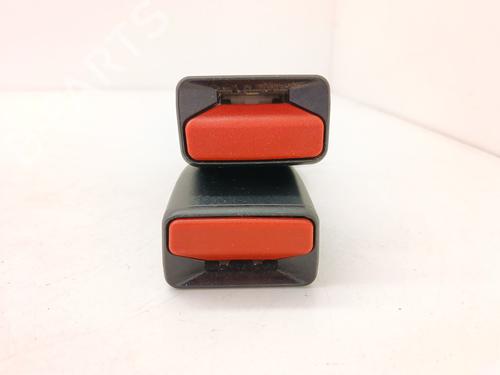 Used Rear center seatbelt Rear center seatbelt PEUGEOT 208 I (CA_, CC_) 1.2 PureTech 82 (82 hp) 36340228 36340228
