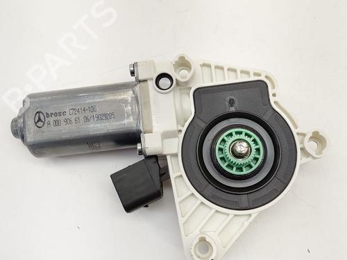 Rudehejsemotor forskærm venstre MERCEDES-BENZ E-CLASS Convertible (A238) E 200 (238.442) (184 hp) 30625911