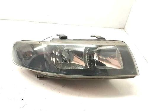 Højre forlygte SEAT LEON (1M1) 1.6 16 V (105 hp) 22714808