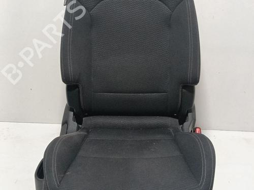 Used Right front seat KIA CARENS IV 1.7 CRDi (116 hp) 31188257