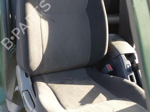 Used Right front seat NISSAN PICK UP (D22) 2.5 Di 4WD (133 hp) 29717427