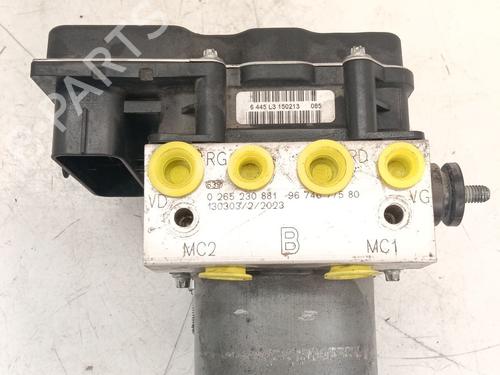 Used ABS pump ABS pump PEUGEOT 5008 (0U_, 0E_) 1.6 16V (120 hp) 36306237 36306237