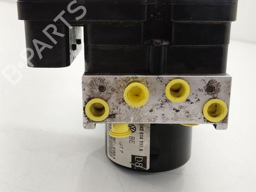 ABS Bremseaggregat VW GOLF PLUS V (5M1, 521) 1.6 TDI (105 hp) 31211085