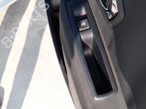 Used Right rear window switch RENAULT MEGANE III Hatchback (BZ0/1_, B3_) 1.2 TCe (BZ2B, BZ11) (116 hp) 27201013