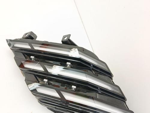 Blinklys fortil venstre Blinklys fortil venstre PEUGEOT 3008 II SUV (MC_, MR_, MJ_, M4_) 2.0 BlueHDi 136 (136 hp) 35793790 35793790