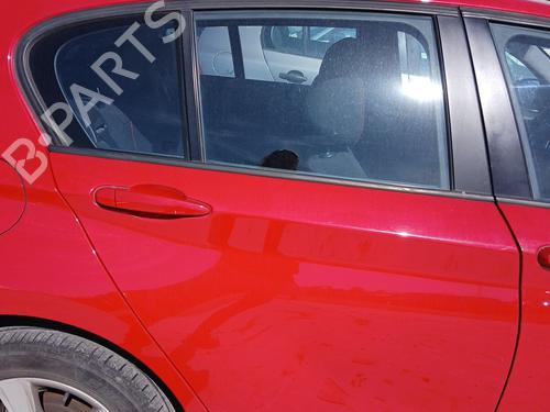 Dør højre bagtil Dør højre bagtil BMW 1 (F20) 116 d (116 hp) 35806830 35806830