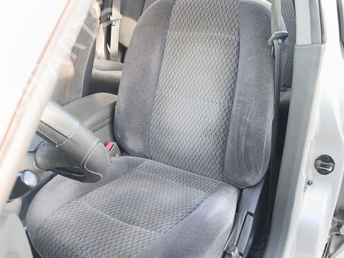 Used Left front seat Left front seat HYUNDAI SANTA FÉ I (SM) 2.0 CRDi 4x4 (113 hp) 40227419 40227419
