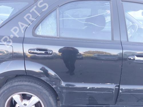 Used Right rear door KIA SORENTO I (JC) 2.5 CRDi 4WD (140 hp) 26691885