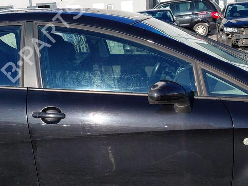 Used Right front door SEAT LEON (1P1) 1.9 TDI (105 hp) 30459952