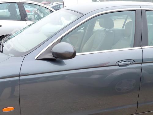 Used Left front door JAGUAR S-TYPE II (X200) 2.7 D (207 hp) 31211113
