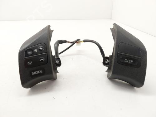 Used Steering wheel controls Steering wheel controls LEXUS IS II (_E2_) 220d (ALE20) (177 hp) 33402330 33402330