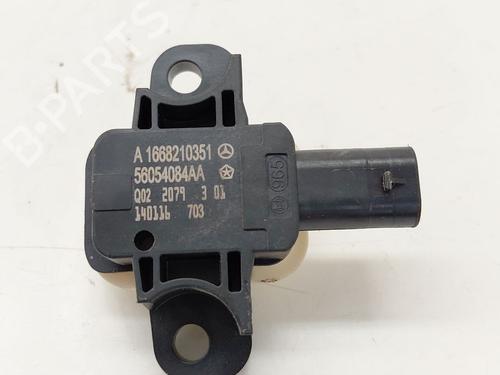 electronic-sensor-mercedes-benz-cla-coupe-c117-2013-2014-2015-2016-2017-2018-2019-31189774 main image