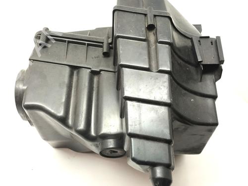 Air filter box LAND ROVER RANGE ROVER SPORT I (L320) 2.7 D 4x4 | BP16915136M87 