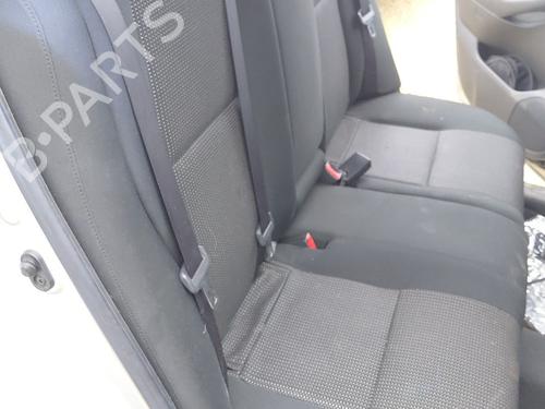 Rear seat TOYOTA AVENSIS Estate (_T25_) 1.8 VVT-i (ZZT251_, ZZT251R) | BP29979590C17