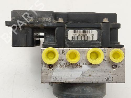 Used ABS pump FIAT PANDA (169_) 1.2 (169.AXB11, 169.AXB1A) (60 hp) 32426185