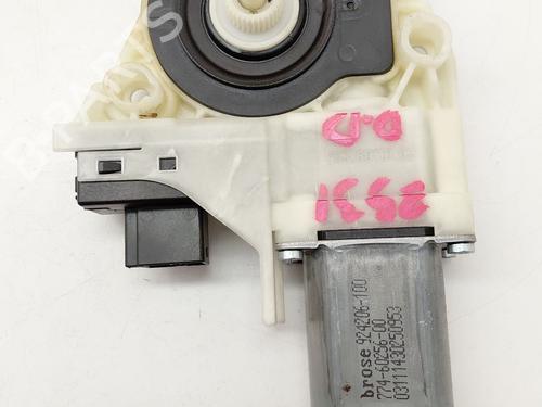 Used Right front window motor PORSCHE PANAMERA (970) 3.0 D (250 hp) 32468911