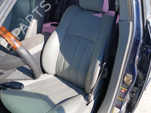 Used Left front seat Left front seat 39435526 39435526