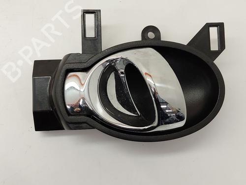 Used Front right interior door handle NISSAN JUKE (F15) 1.2 DIG-T (115 hp) 31594896