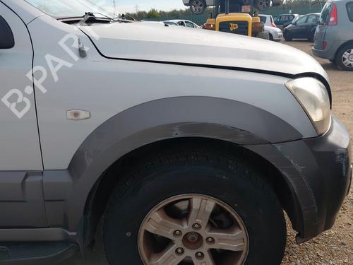 Aile avant droite KIA SORENTO I (JC) 2.5 CRDi 4WD (140 hp) 31316969